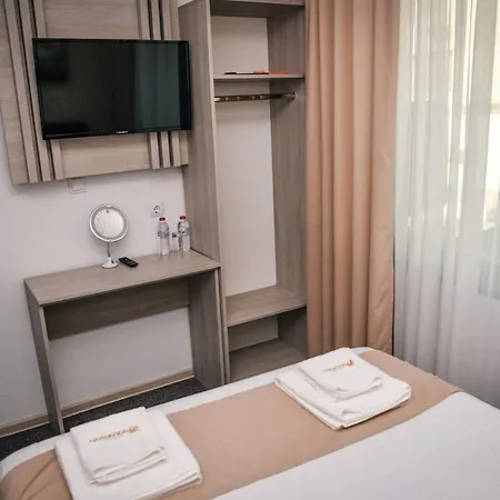 Guest house Golden *